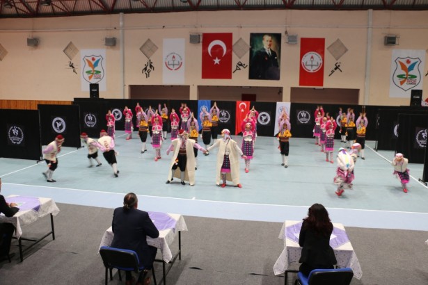 Bahçeşehir Koleji-Folklor (10)