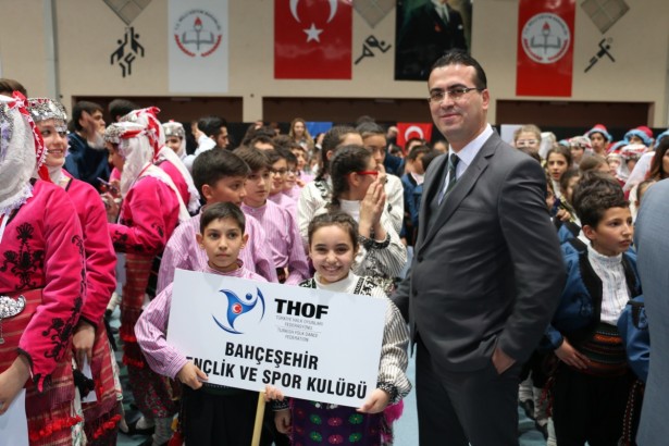 Bahçeşehir Koleji-Folklor (13)
