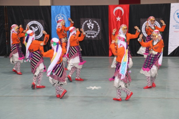 Bahçeşehir Koleji-Folklor (5)