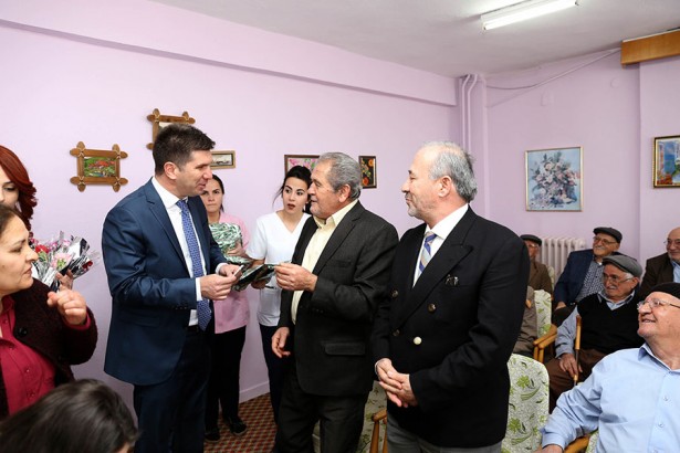 Başkan Ercengiz-yaşlılar