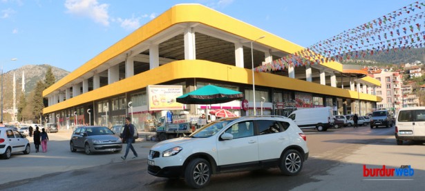 Bucak Belediyesi Kapalı Pazar Yeri