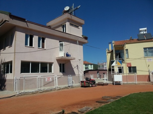 Bucak Belediyesi Oğuzhanspor  Binası Yenilendi