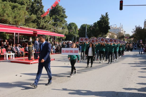 budurda-cumhuriyet-bayrami-kutlamalari-2016-17