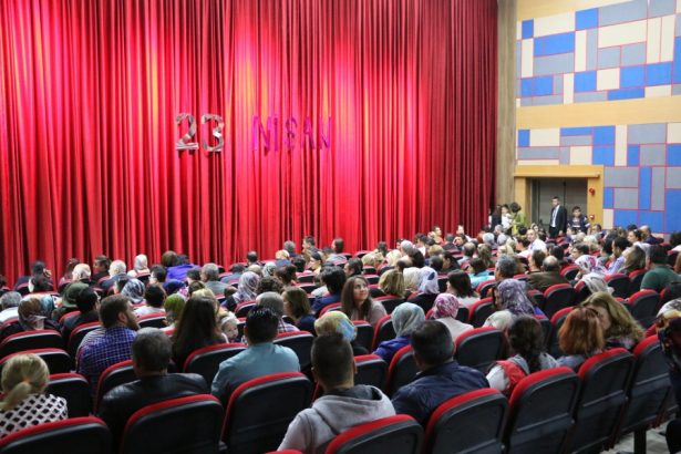 Burdur Bahçeşehir Okulları 23 Nisan (1)