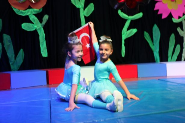 Burdur Bahçeşehir Okulları 23 Nisan (10)
