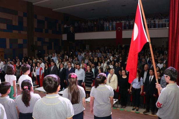 Burdur Bahçeşehir Okulları 23 Nisan (6)