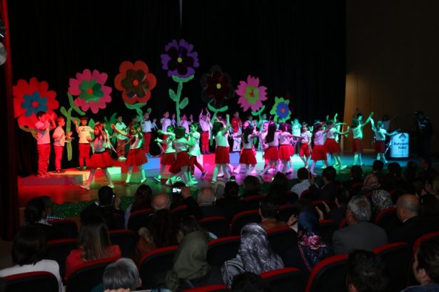 Burdur Bahçeşehir Okulları 23 Nisan (7)