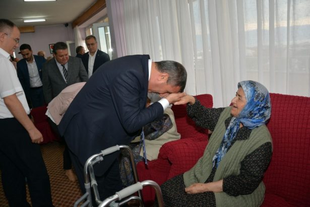 Burdur Protokol Ramazan Bayramı Ziyaretleri-2016 (10)