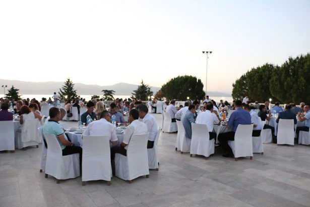 Burdur-hakim-savcilara-veda-iftari (1)