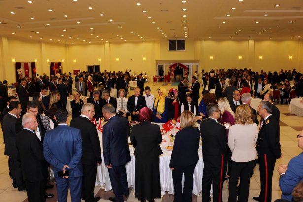 cumhuriyet-bayrami-resepsiyonu-burdur-4