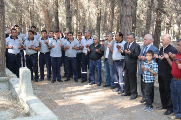 Eski İtfaiyecilere Kabir Ziyareti (1)