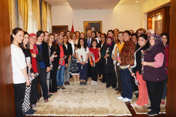 Hasan Kürklü - Anneler Günü