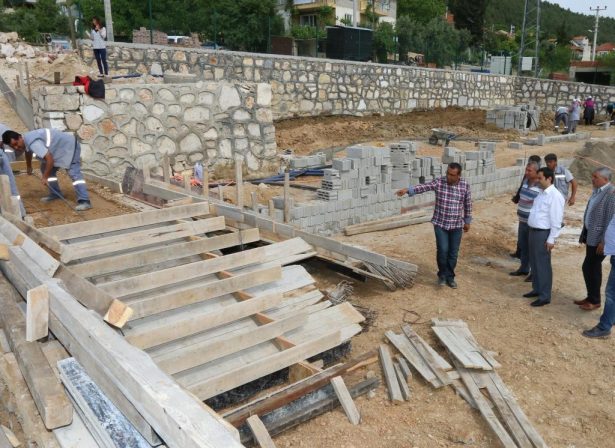 Her mahalleye bir park (2)