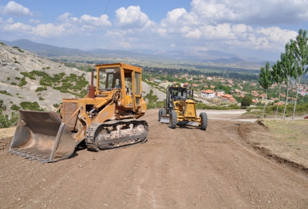 Kibyra yolu duzeltiliyor