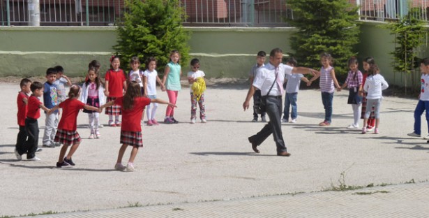 Mevlüt Şimşek ve öğrencileri