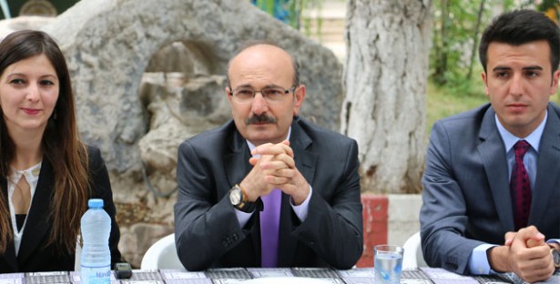 Vali Kürklü Yeşilova'da Vatandaşları Dinledi