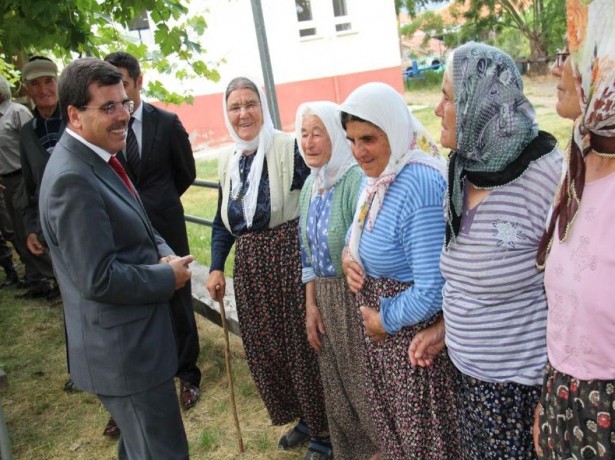Vali Yılmaz Niyazlar Köyü'nü Ziyaret Etti_3