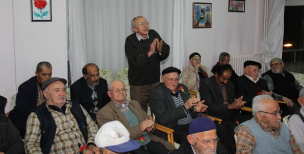 Vali Yılmaz'a Türkü Süprizi_1