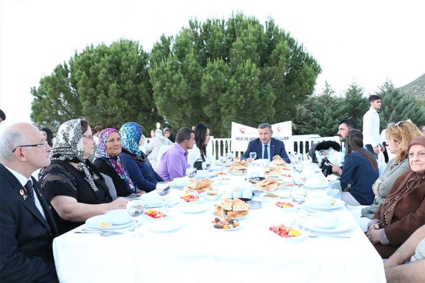 burdur-sehit-gazi-ailelerine-iftar (2)