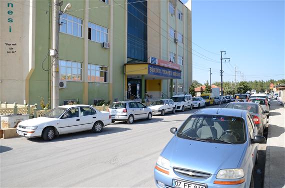 burdur ticaret borsası otoparkı_3