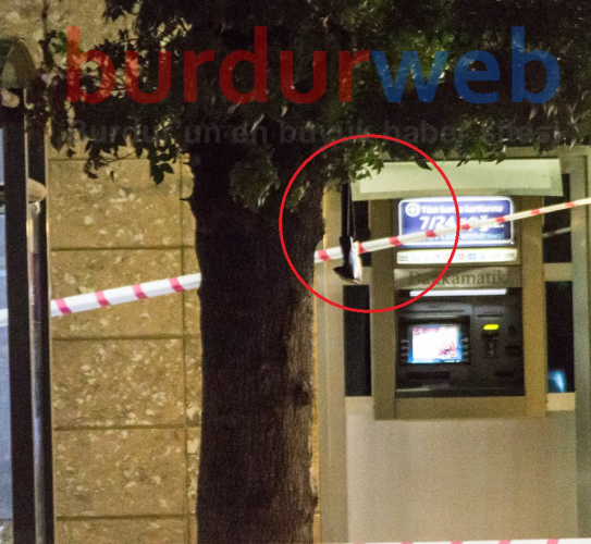 gazi caddesinde şüpheli çanta