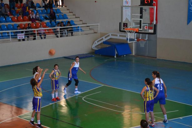 golhisar-belediye-basket-bayan