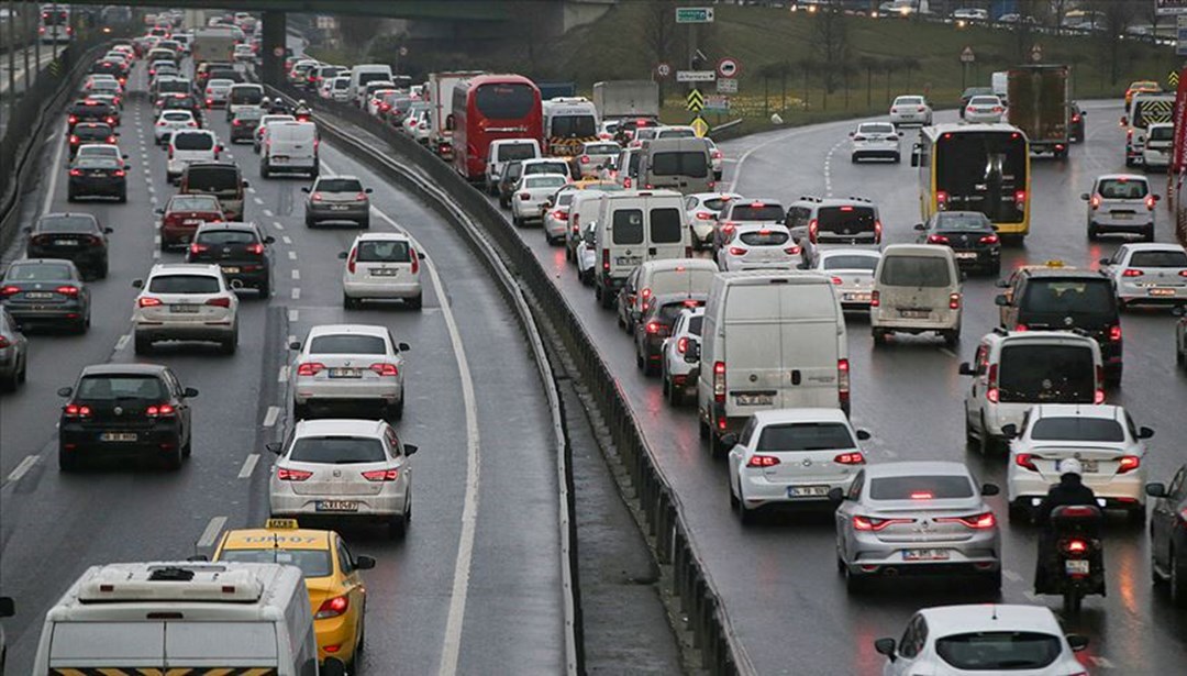 “Yılda 4 kez motorlu taşıtlar vergisi alınacak” iddiası yalanladı
