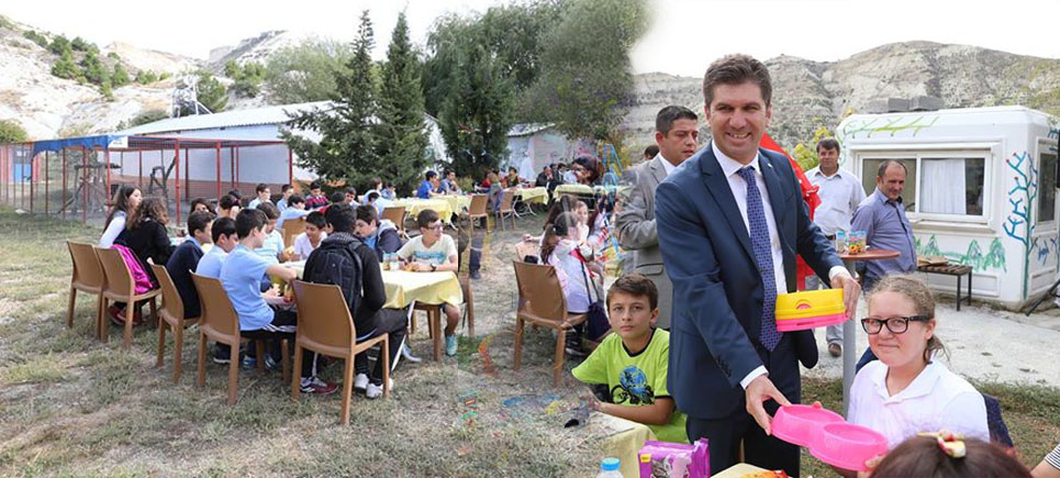 Hayvanları koruma gününde etkinlik