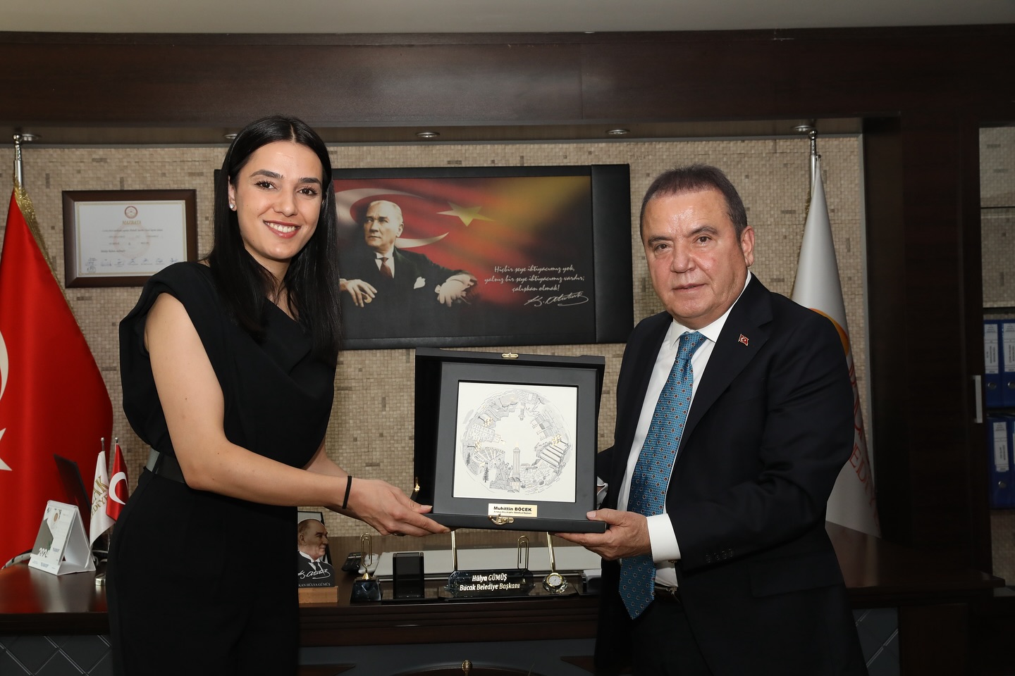 Muhittin Böcek’ten Hülya Gümüş’e Ziyaret