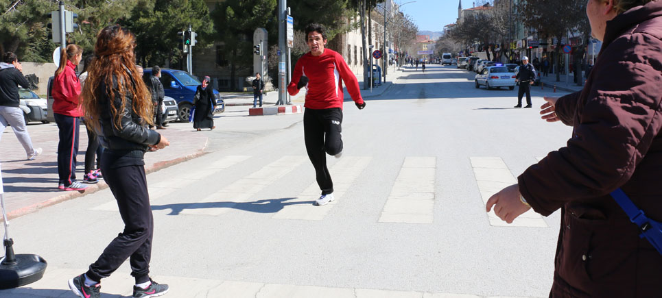 Gençlerden 6 Mart Koşusu