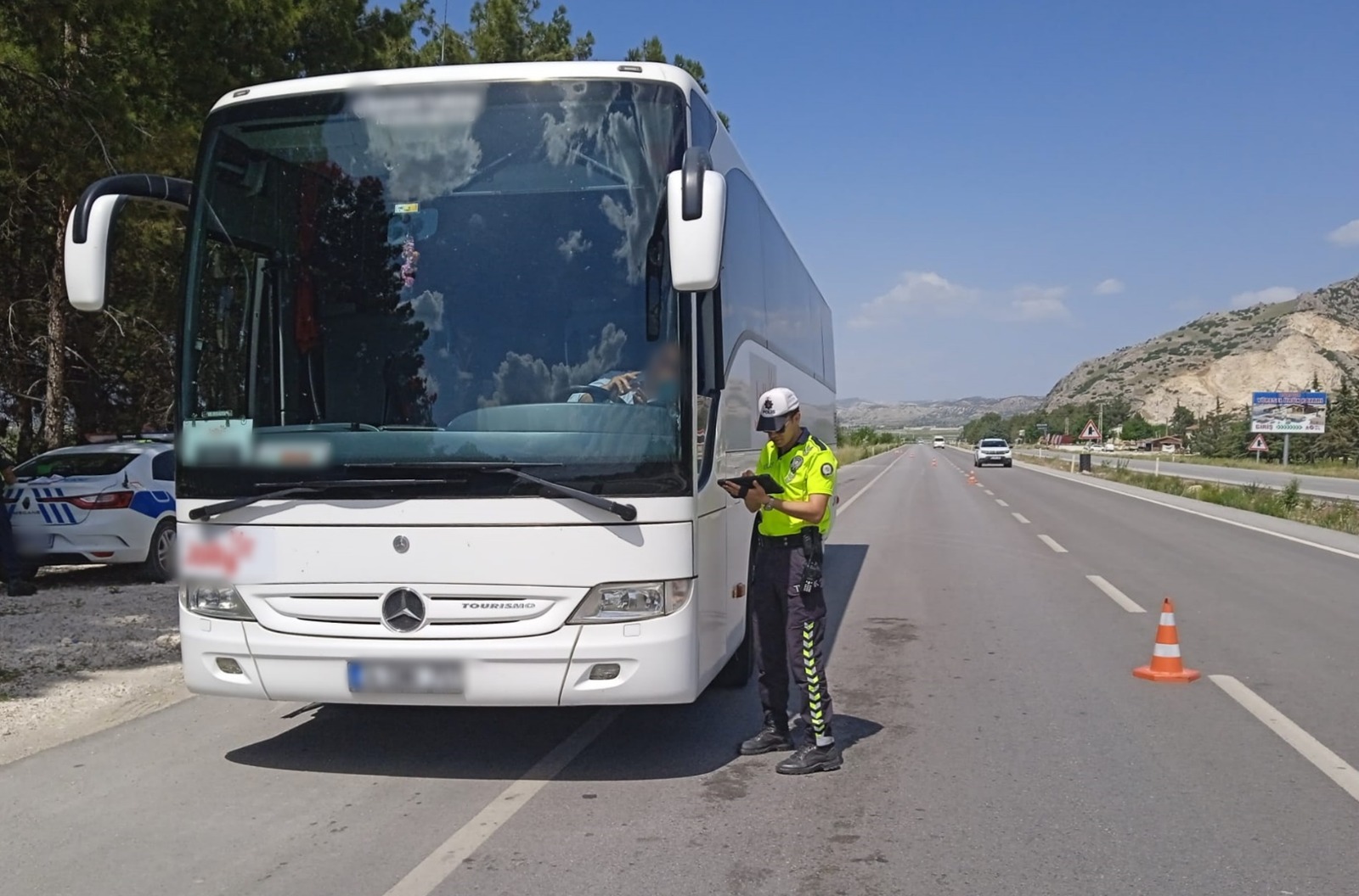 Burdur’da 203 sürücüye ceza kesildi