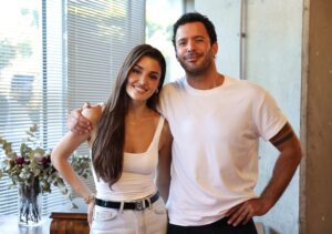 Hande Erçel ve Barış Arduç’lu Aşk ve Gözyaşı’nın okuma provası yapıldı