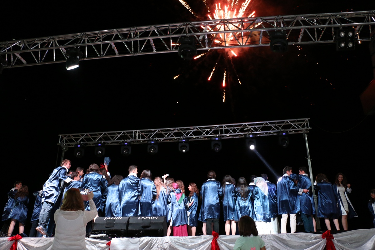 Burdur Bahçeşehir Okulları ilk mezunları verdi