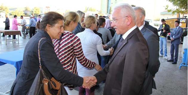 Burdur Belediyesi Bayramlaştı