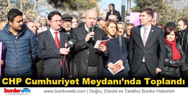 CHP Cumhuriyet Meydanı’nda Toplandı