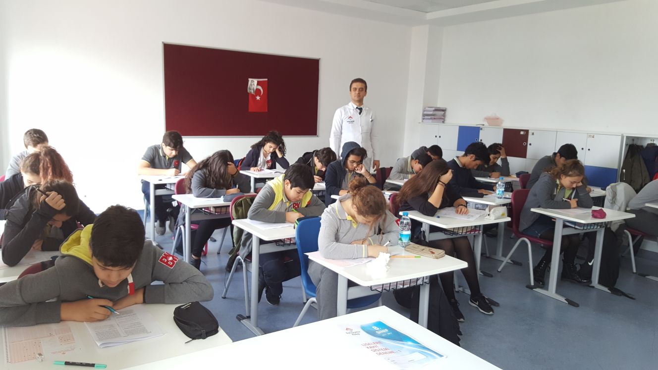 Bahçeşehir Koleji’nde ilk LKS denemesi