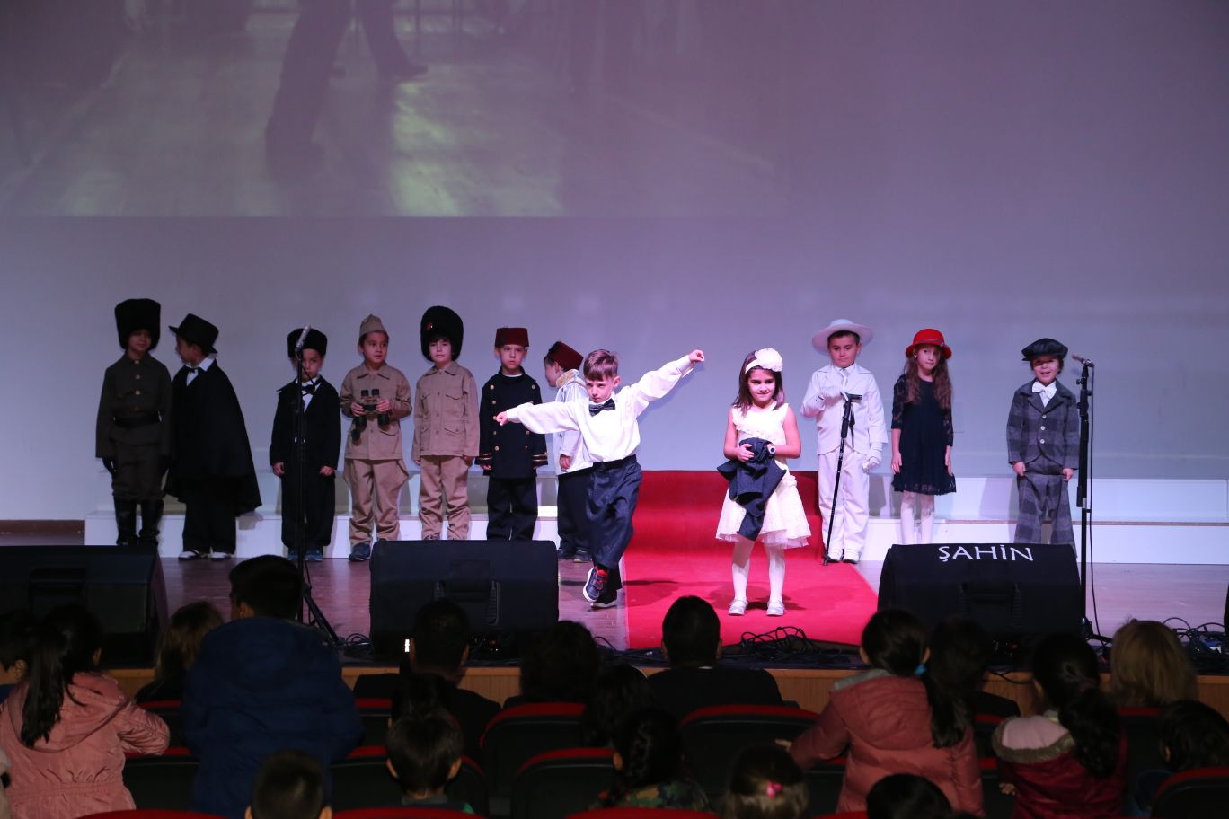 Bahçeşehir Koleji’nde Atatürk özlemle anıldı