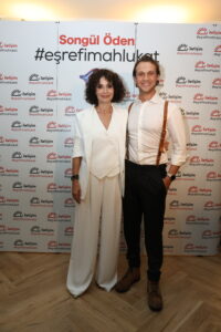 Songül Öden’in kitap tanıtımına ünlü yağmuru
