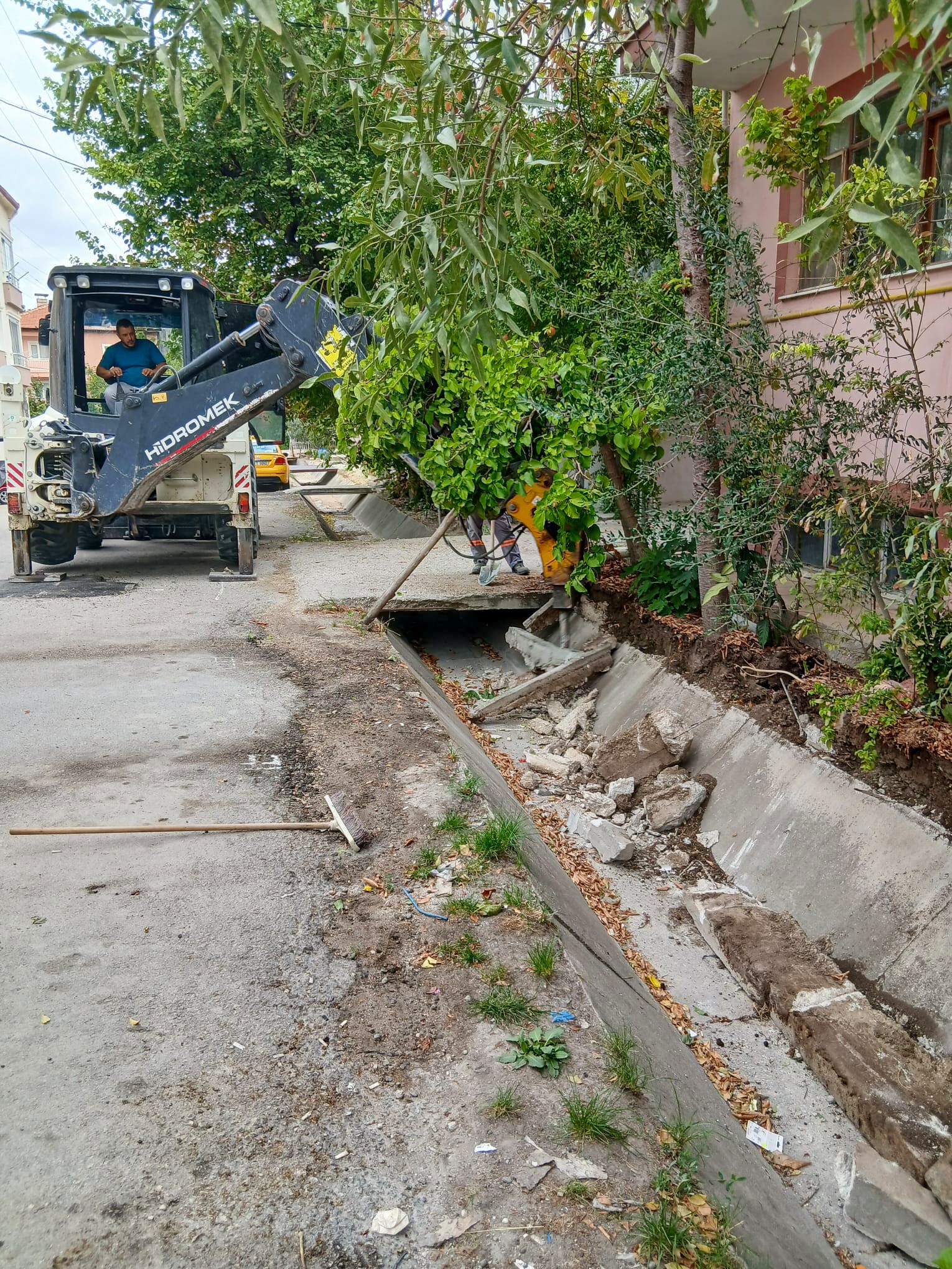 Burdur’da Yeni Mahallede Yarım Asırlık Sorun Çözülüyor