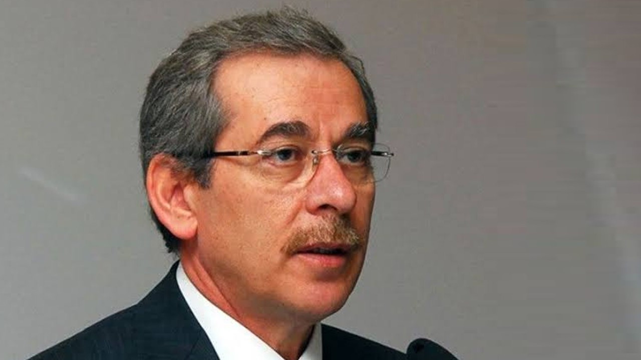 Eski Bakan Abdüllatif Şener’in Oğlu Anneannesini Öldürdü!