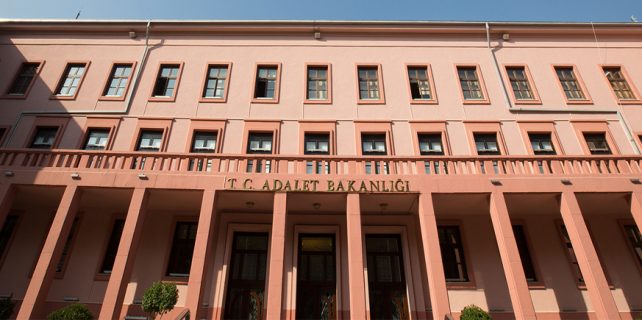 Adalet Bakanlığı 15 bin Sözleşmeli Personel başvuruları başladı