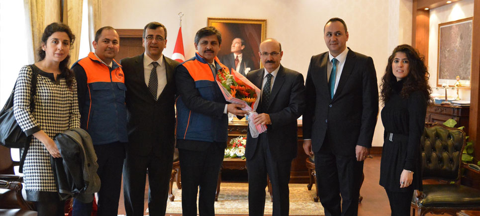 “İnsanı Deprem Değil Binalar Öldürür”