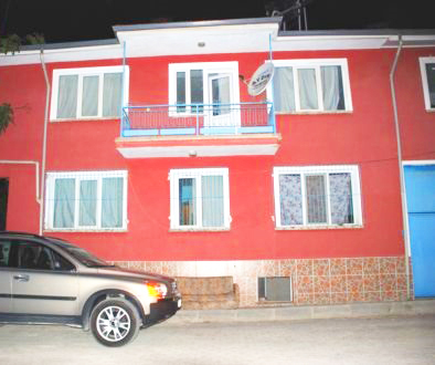 Karamanlı’da Hırsız Ev Sahibini Öldürdü