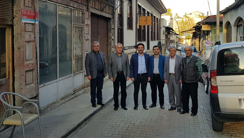 AK Parti “çivi çakmadan sipariş ödül”
