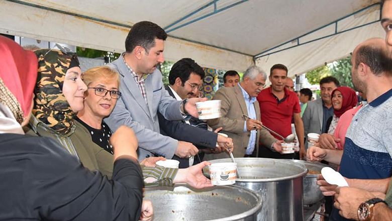 Burdur AK Parti’den Aşure İkramı
