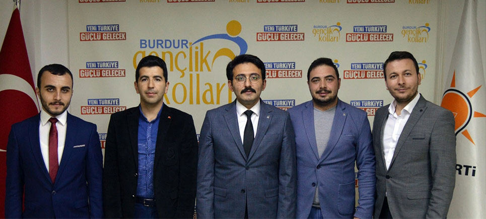 AK Parti’de Belediye Meclis üyeliğine 3 genç aday adayı