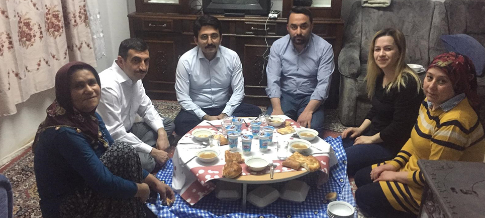 AK Parti İftar Sofralarında, gönüllerle buluşuyor