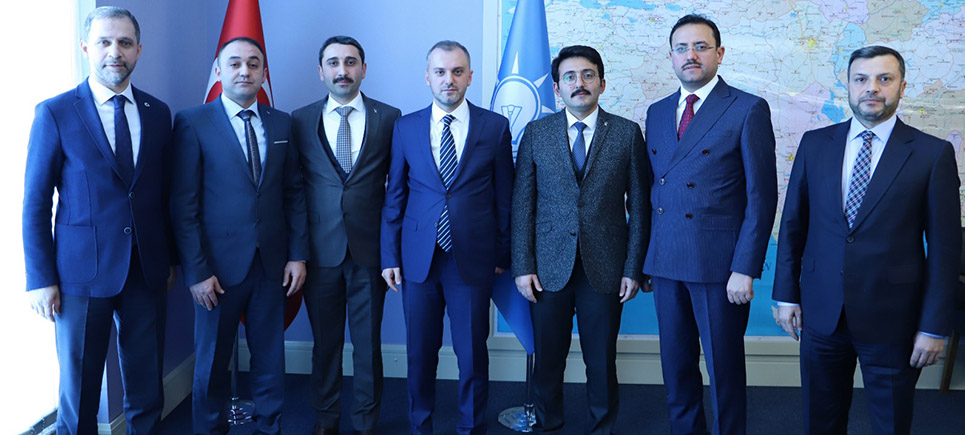 AK Parti’de ilçelere yeni başkanlar atandı