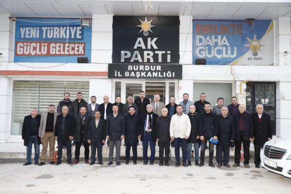 AK Parti’nden tam kadro toplantı