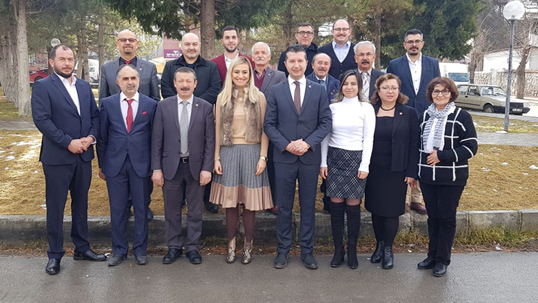 Akbulut, yeni dönemin yeni yönetimi tanıttı